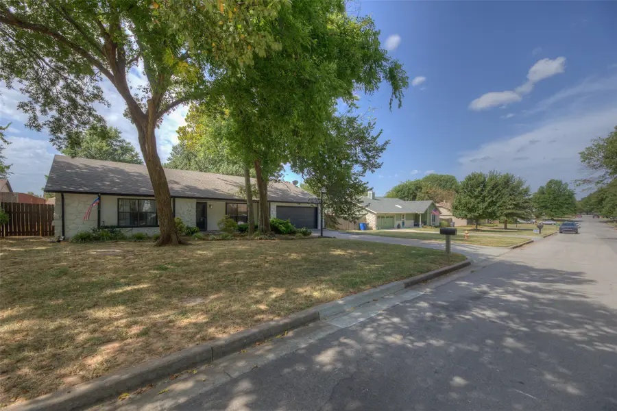 2526 W 68th Street, Tulsa, OK 74132 - #2