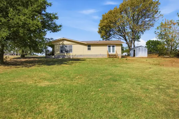 101 N Division Street, Asher, OK 74826