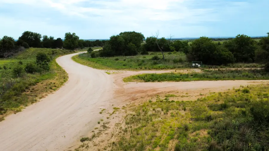 01 E 680 Road, Seiling, OK 73663 - #2