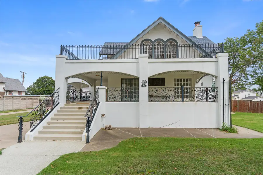 1220 S Cherokee Avenue, Bartlesville, OK 74003 - #2