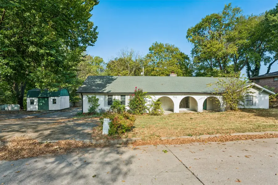 913 Sandstone Avenue, Bartlesville, OK 74006 - #2