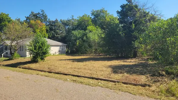 512 N State Street, Konawa, OK 74849