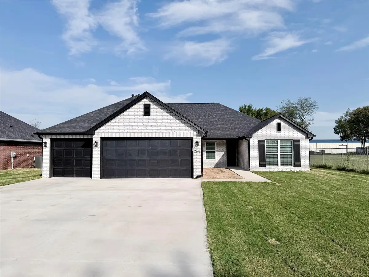 9937 N Osage Drive, Sperry, OK 74073 - #1