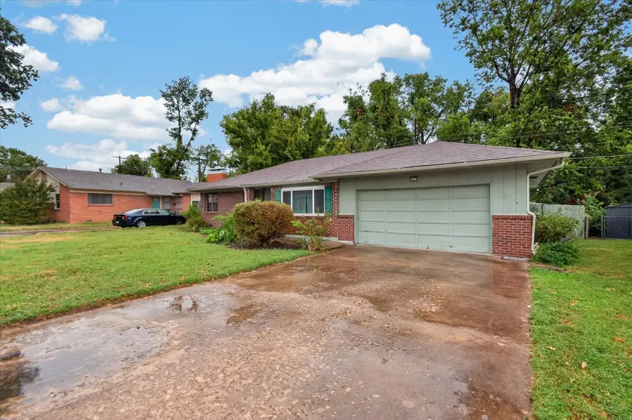 4313 Fleetwood Drive, Bartlesville, OK 74006 - #2