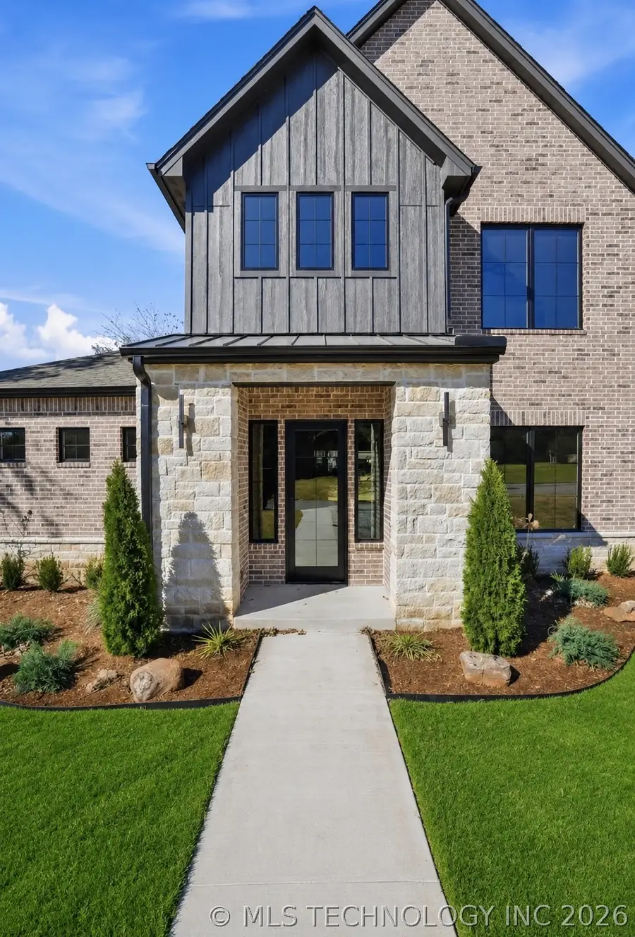 1937 S Surrey Court, Bartlesville, OK 74006 - #2