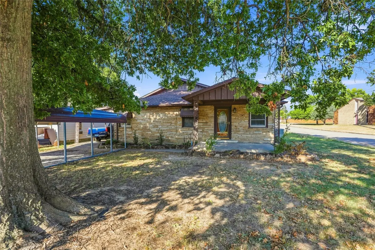 1217 N Oklahoma Avenue, Claremore, OK 74017 - #1