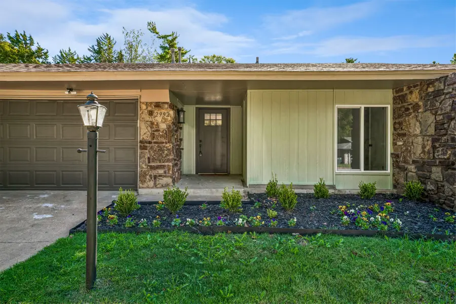 2992 E 77th Street, Tulsa, OK 74136 - #3