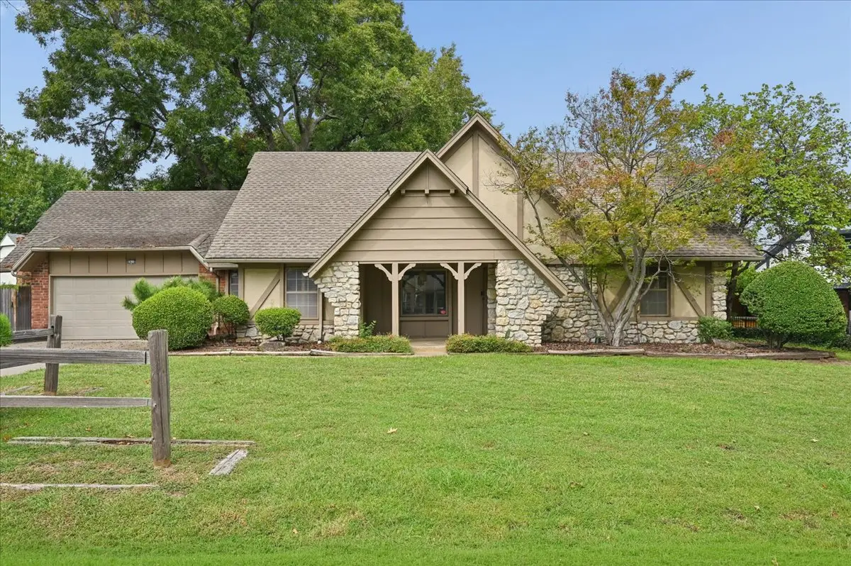 6915 E 78th Place, Tulsa, OK 74133 - #1