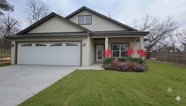 6702 S Houston Avenue, Tulsa, OK 74132