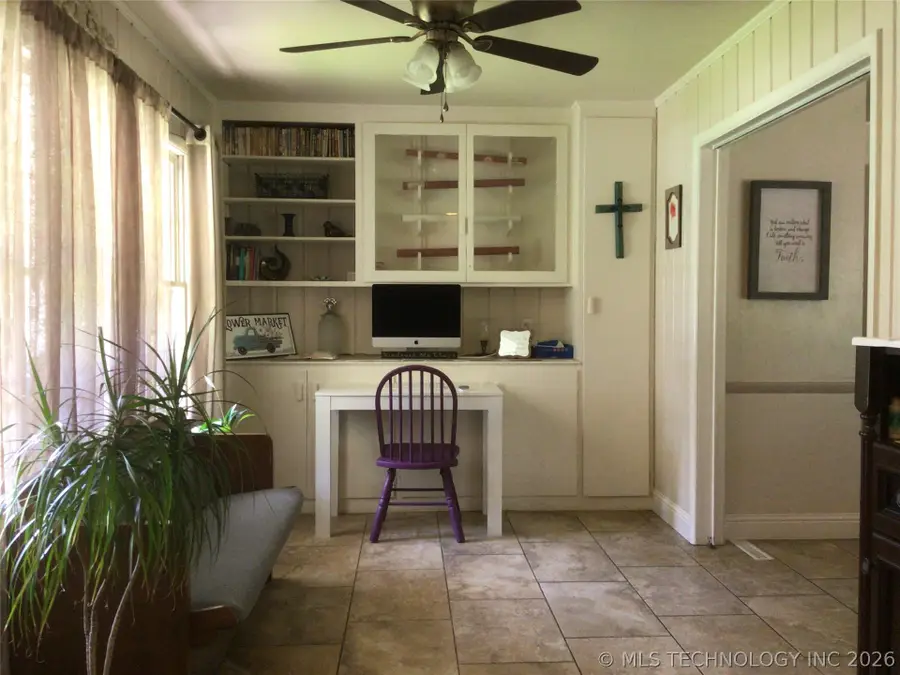508 SE 17th Street, Pryor, OK 74361 - #2