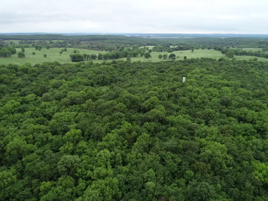 E 81st Street N, Fort Gibson, OK 74434 - #2