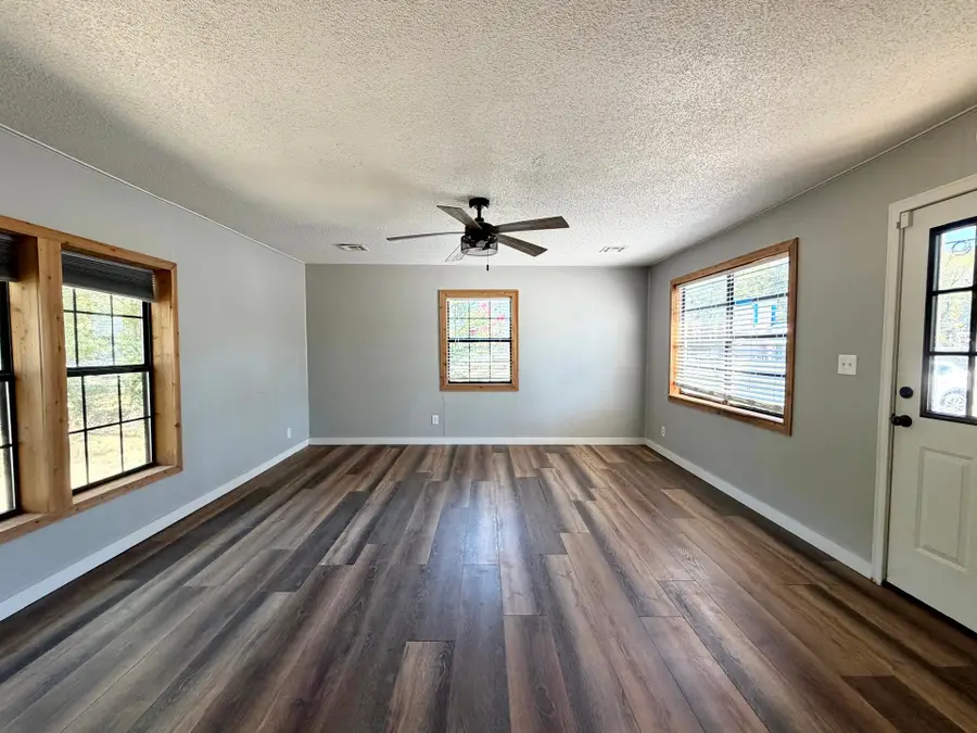 610 S State Street, Wagoner, OK 74467 - #3