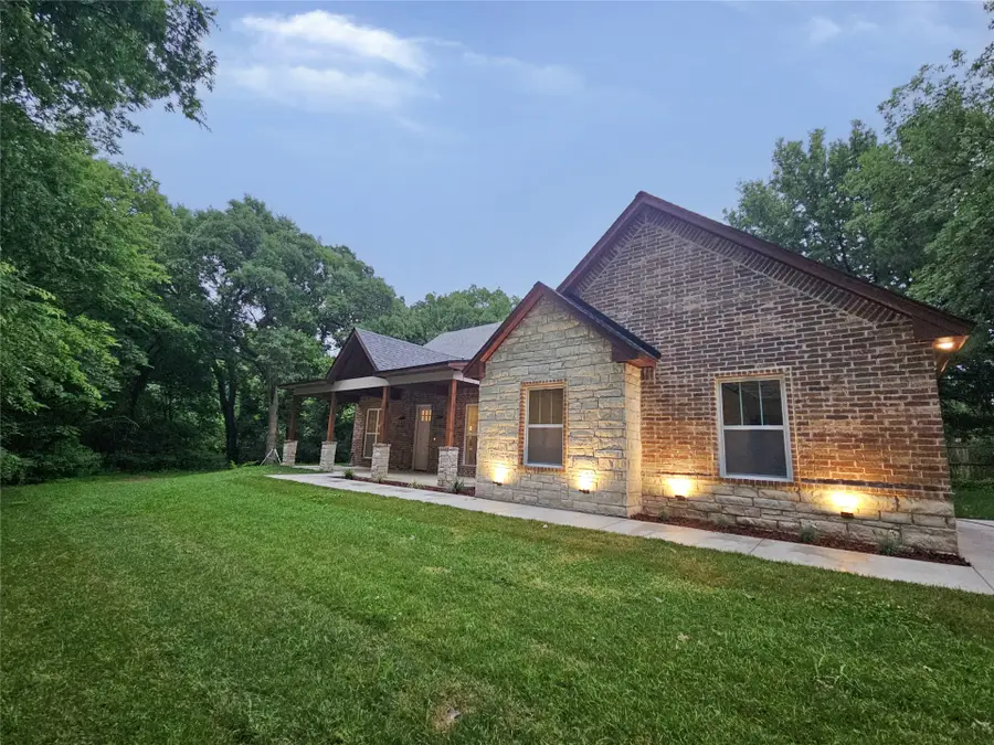 302 Oak Ridge Road, Fort Gibson, OK 74434 - #3