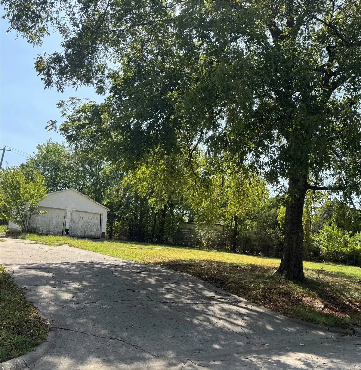 Ash Street, Ardmore, OK 73401 - #1