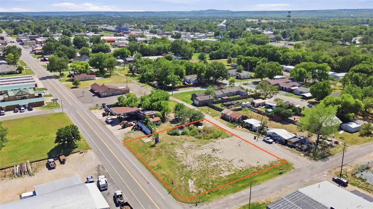 N 3rd, Davis, OK 73030 - #1