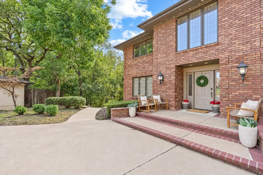 601 Oakridge Drive, Bartlesville, OK 74006 - #2