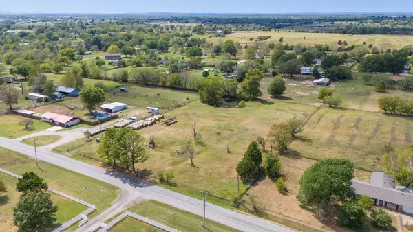 12152 N 97th East Avenue, Collinsville, OK 74021