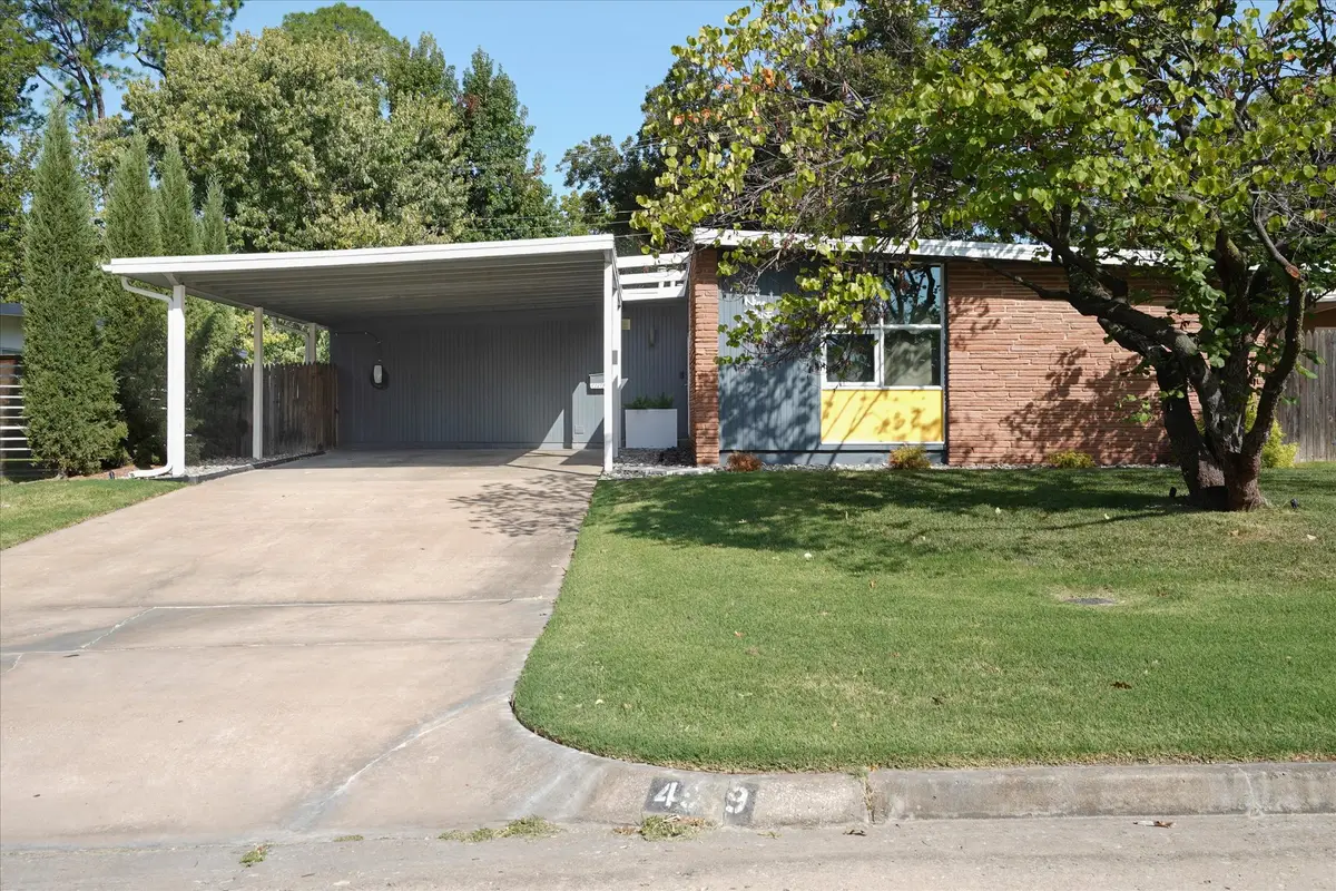 4939 E 26th Place, Tulsa, OK 74114 - #1