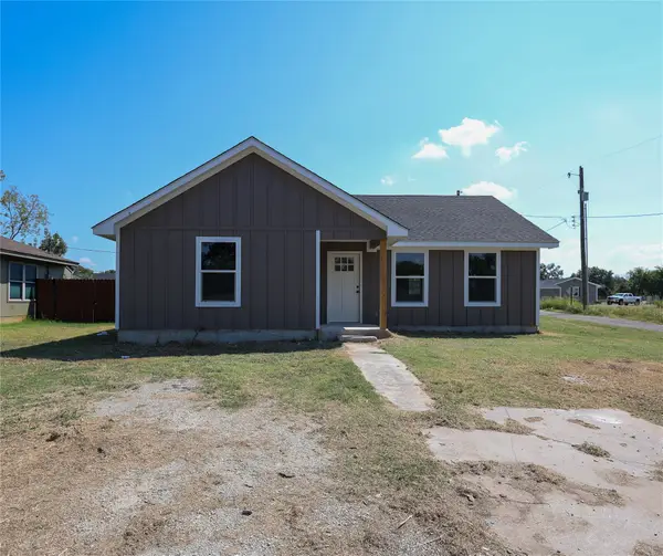 1901 3rd, Sulphur, OK 73086