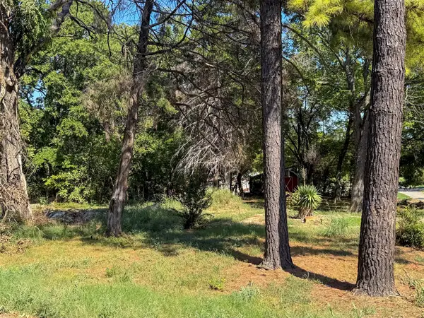 523 W 9th Street, Hominy, OK 74035