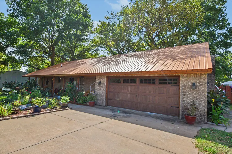 211 Plum Street, Locust Grove, OK 74352 - #2