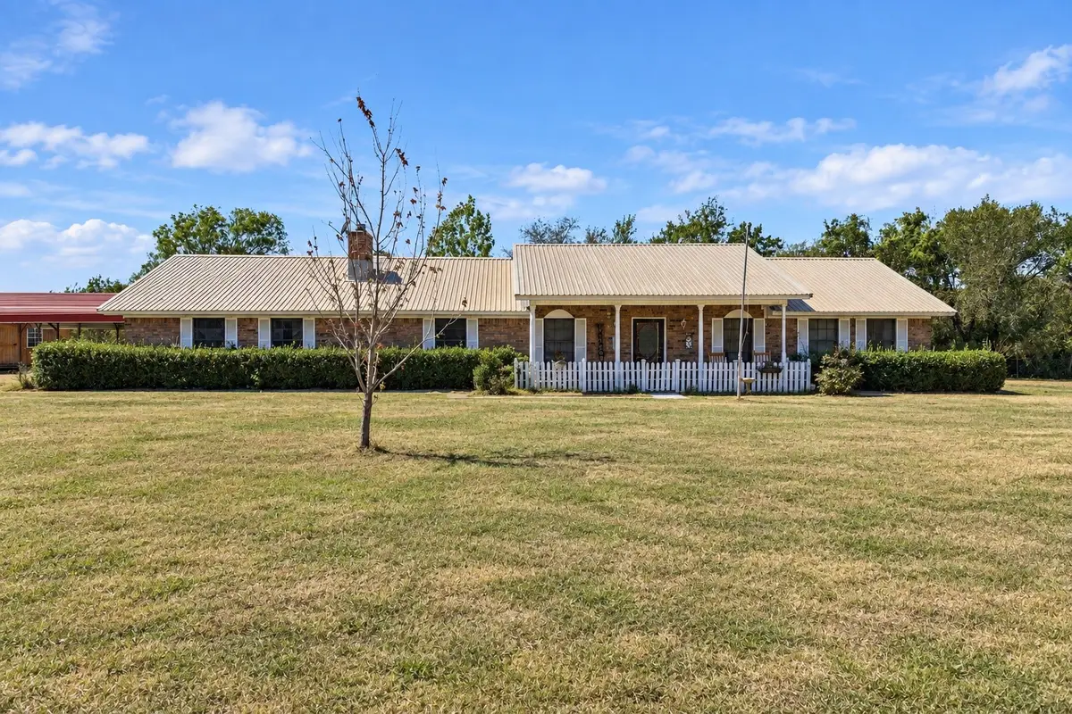 226 Cordell, Colbert, OK 74733 - #1