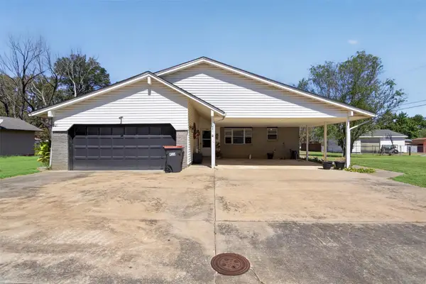 301 E Layton Street E, Chelsea, OK 74016