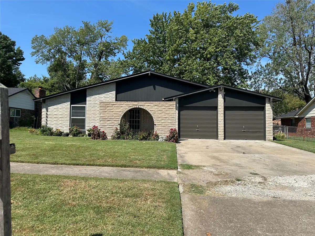 601 Queens Road, Muskogee, OK 74403 - #1