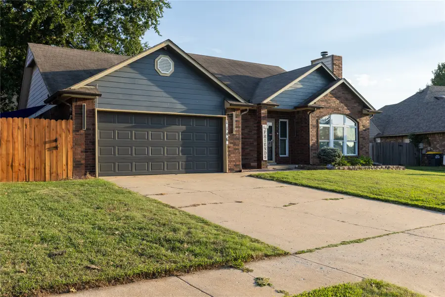 1146 E 137th Street E, Glenpool, OK 74033 - #3