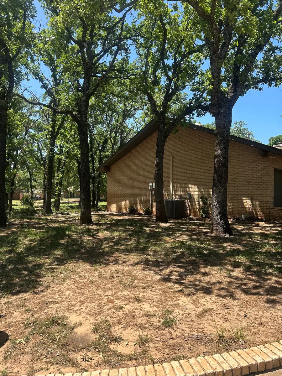 2913 Springdale Lane, Duncan, OK 73533 - #3