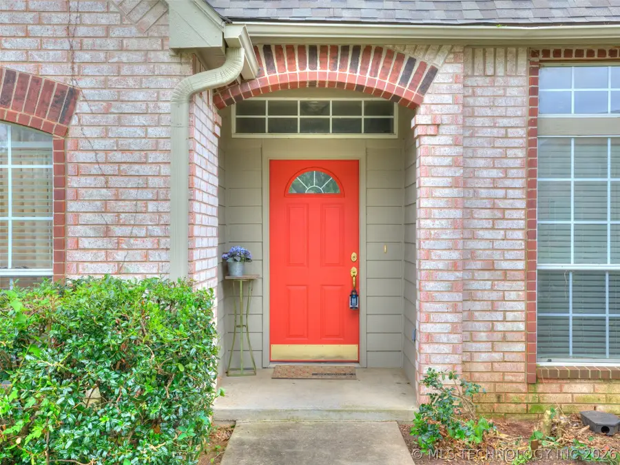 3006 N G Street, Jenks, OK 74037 - #2