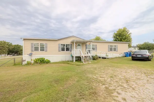 10653 Ridgehorn Street, Sand Springs, OK 74063