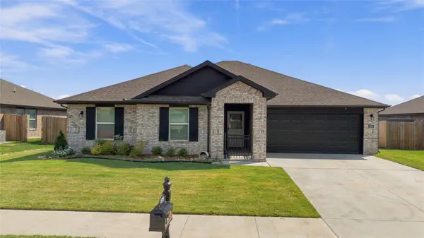 2704 W Brook Street, Claremore, OK 74017