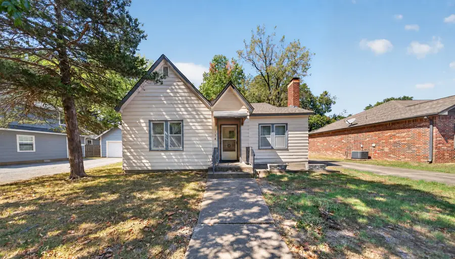 114 N Coo Y Yah, Pryor, OK 74361 - #2