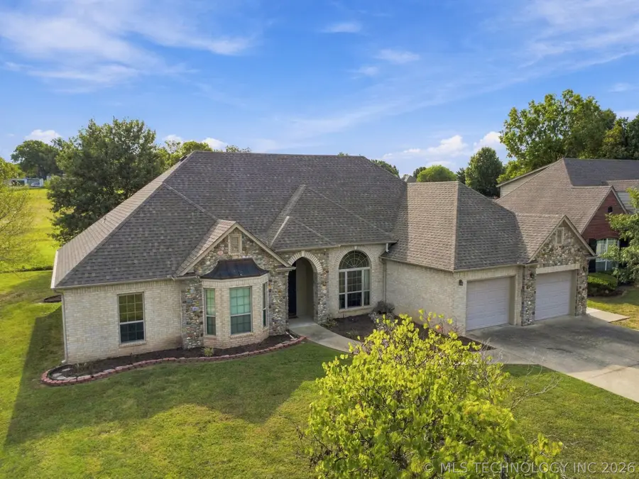 3308 Fairway Street, Claremore, OK 74019 - #2