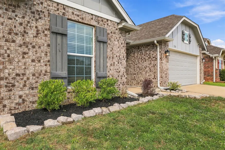 12216 N 130 Avenue, Collinsville, OK 74021 - #2