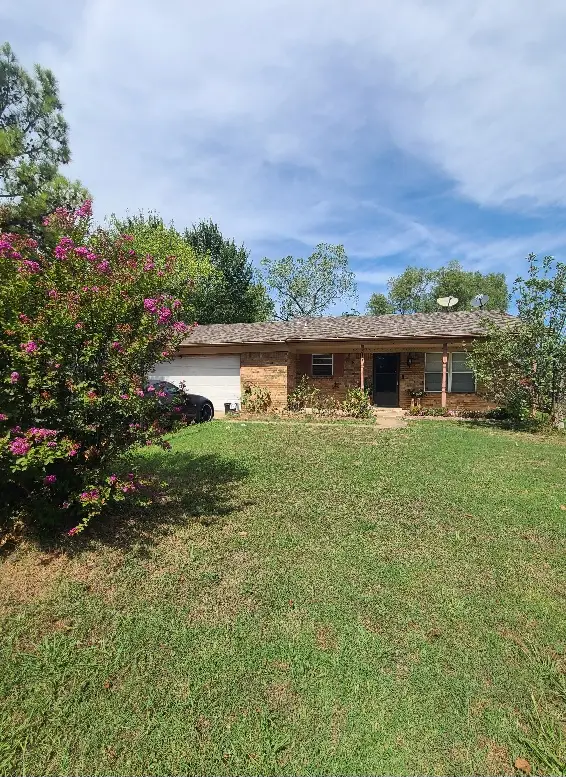 319 Donna Street, Sapulpa, OK 74066