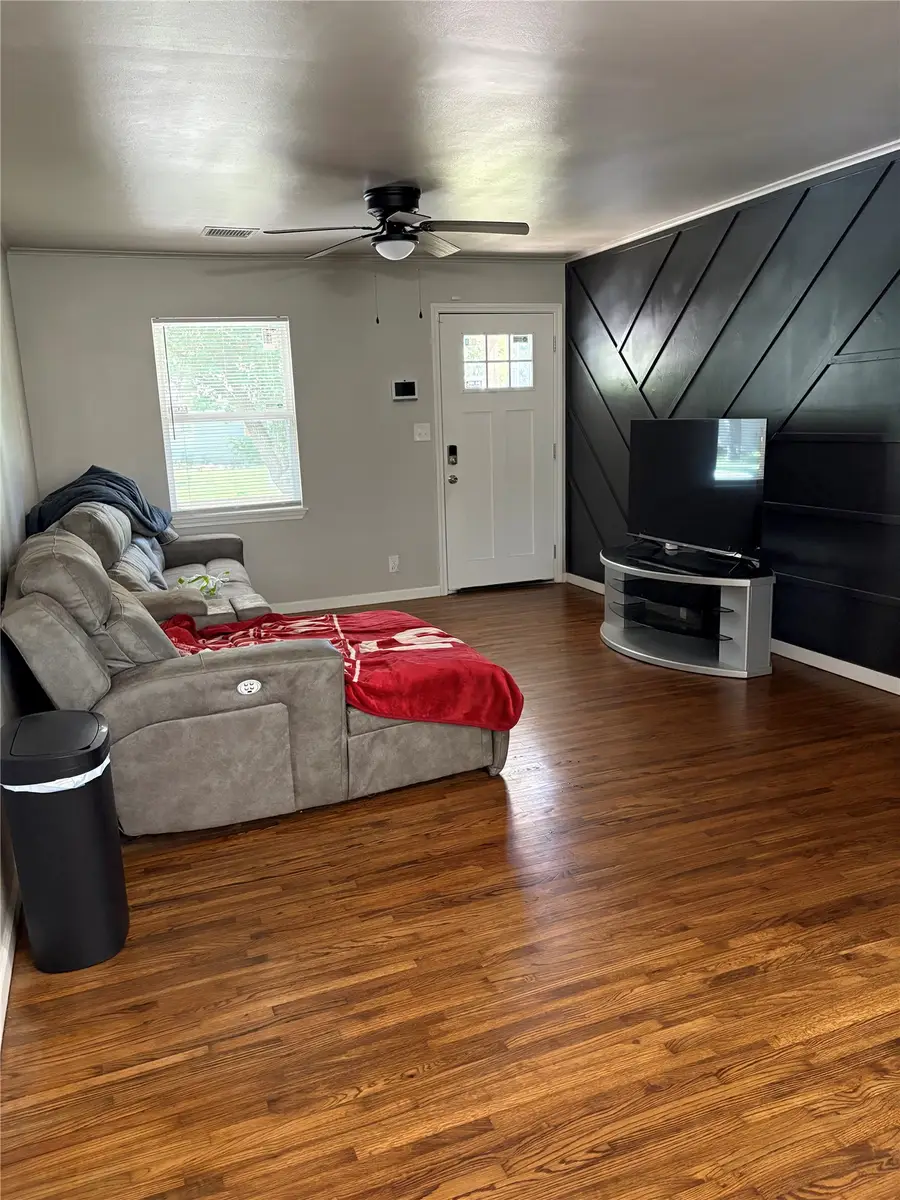 1665 SW Oklahoma Avenue, Bartlesville, OK 74003 - #3