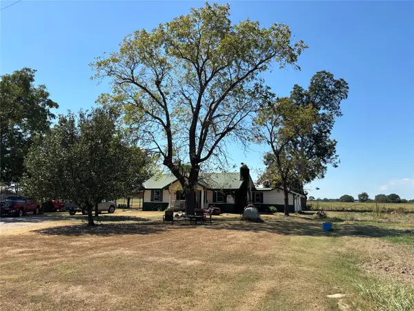 13603 S Sawmill Road, Atoka, OK 74525