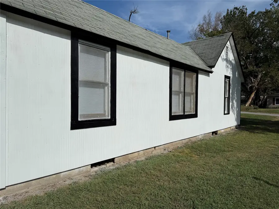 221 S Elm Street, Chelsea, OK 74016 - #2