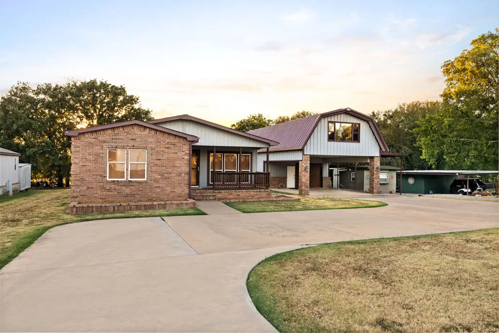 7593 Thomas Avenue N, Kingston, OK 73439 - #1