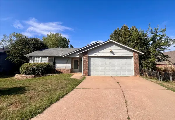 8709 E 133rd Street S, Bixby, OK 74008
