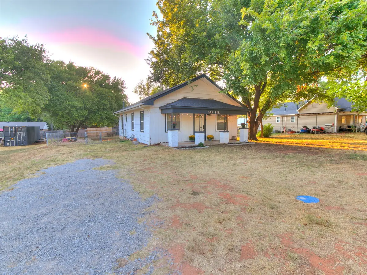 505 Fir Street, Wellston, OK 74881 - #1