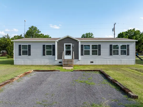 5941 Feather Street, Kingston, OK 73439
