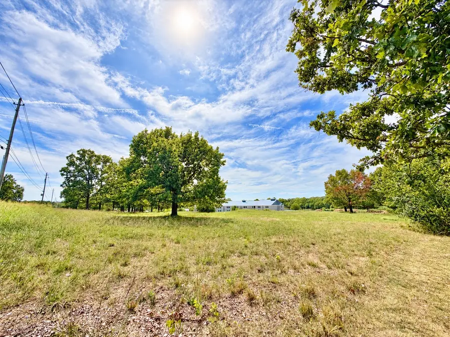 S Cedar Avenue, Tahlequah, OK 74464 - #3
