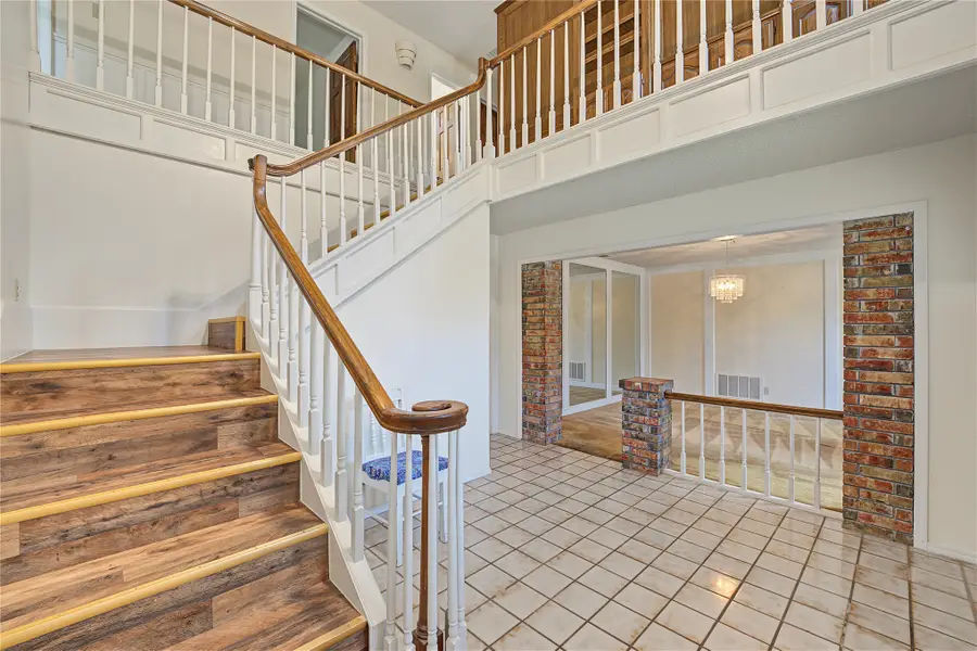 1624 Cherokee Hills Drive, Bartlesville, OK 74006 - #3