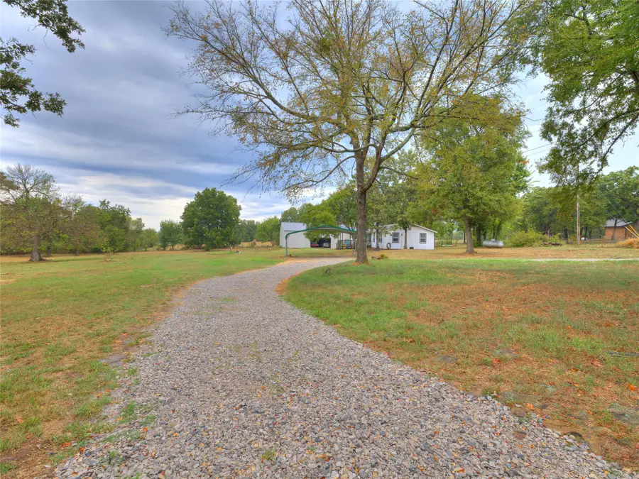 11225 Ferguson Road, Beggs, OK 74421 - #3