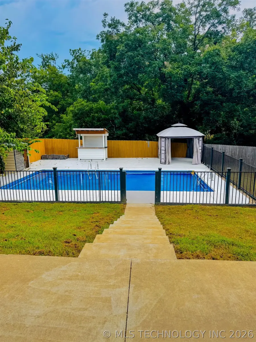 2502 W Driftwood Drive, Claremore, OK 74017 - #2