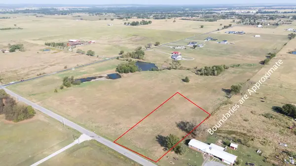 1 W 470 Road, Pryor, OK 74361