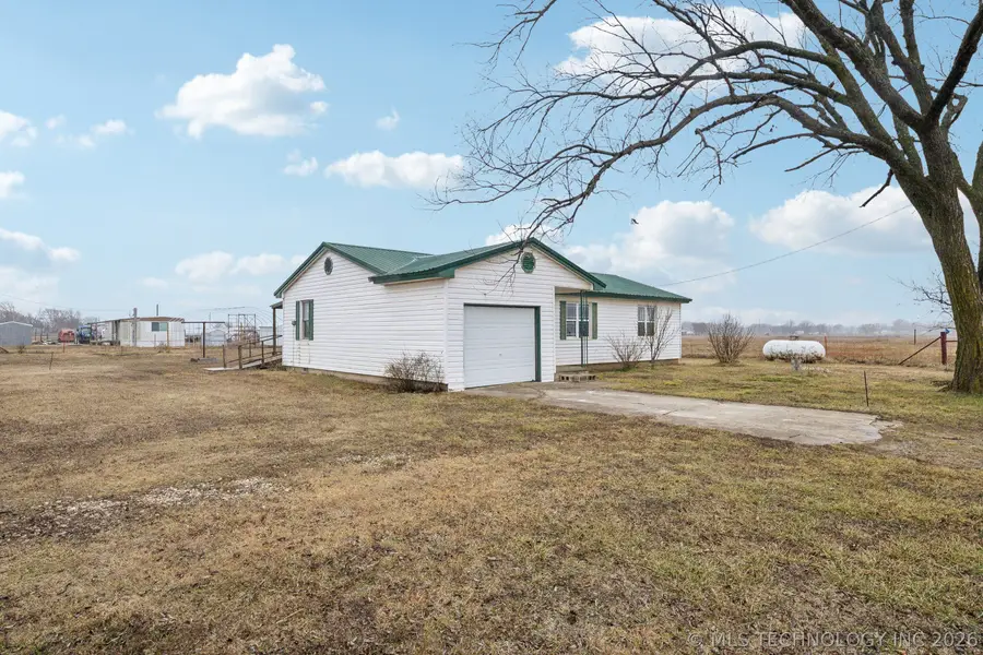 1316 West Avenue, Delaware, OK 74027 - #3